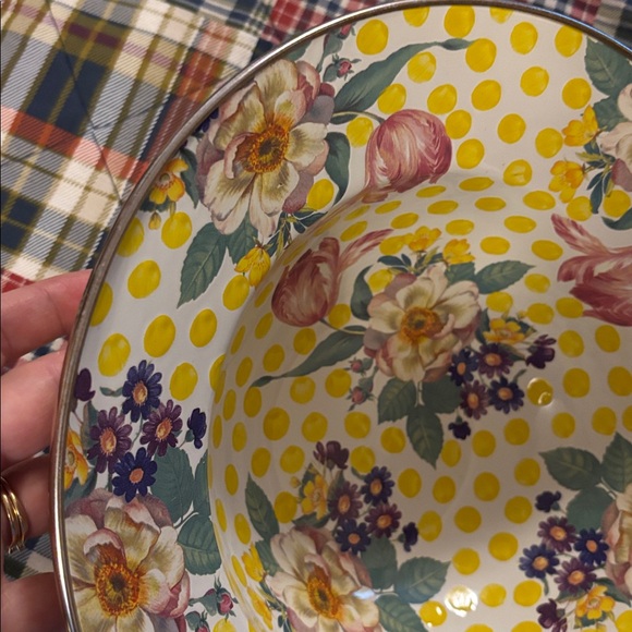 Mackenzie-Child’s large enamel buttercup bowl - retired - Picture 4 of 10